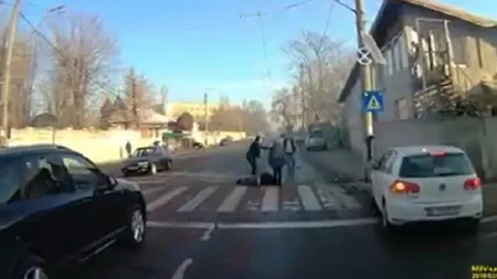 Tânără de 17 ani, lovită pe trecerea de pietoni în Bucureşti