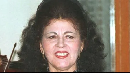 Irina Loghin, pe Facebook: 