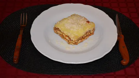 Lasagna bolognese