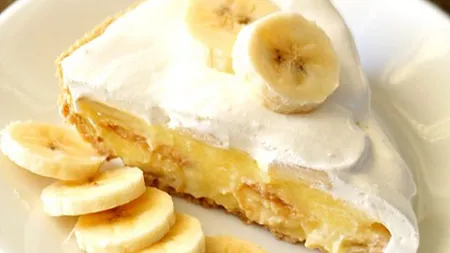 Cea mai simplă reţetă de prăjitură cu banane