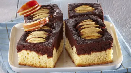 DESERTUL ZILEI: Chec cu cacao şi mere