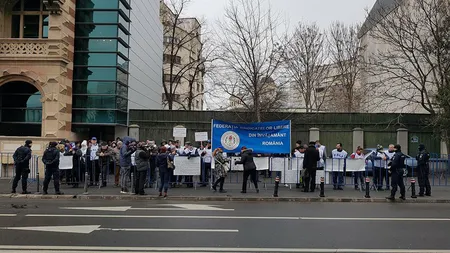 Protest la Ministerul Muncii. FSLI: Vasilescu promite soluţii pentru trei dintre problemele ridicate. Grila de salarizare rămâne