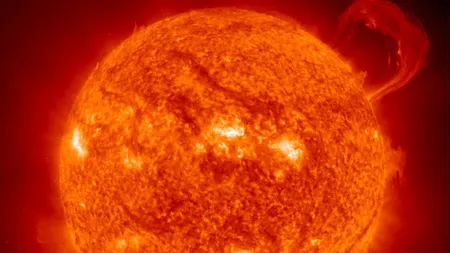 Erupţie solară iminentă. Ce au observat oamenii de ştiinţă