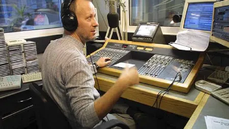 Andrei Gheorghe a murit. Ultimele imagini cu omul de radio şi televiziune VIDEO PAPARAZZI