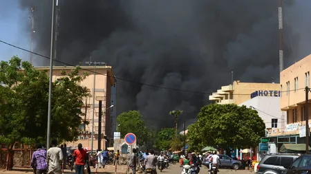 Atacuri armate în Ouagadougou. Peste 30 de persoane au fost ucise şi mai multe sunt rănite