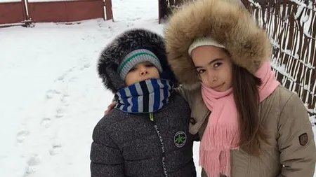 Copiii răpiţi de tată, găsiţi alături de bărbat în zona Ambasadei Greciei