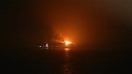 Explozie pe un vapor danez, unde e angajat şi un marinar român. Patru persoane sunt date dispărute, nava a fost abandonată