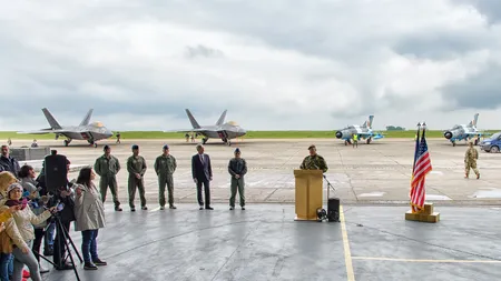 Generalul Wolters: Prezenţa Forţelor Aeriene americane în România va creşte în perioada următoare