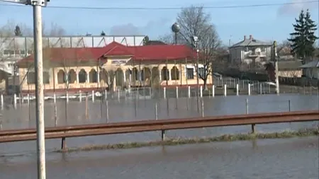 INUNDAŢII în 10 judeţe. Cele mai mari pagube se înregistrează în Teleorman - VIDEO UPDATE