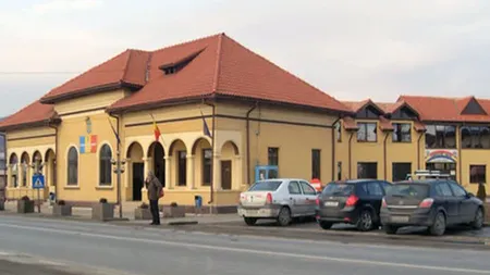 Bătaie între femei în sediul primăriei Ştefăneşti VIDEO