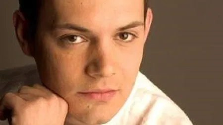 Cântăreţul Raoul riscă puşcăria. Artisul s-a ales cu al patrulea dosar penal