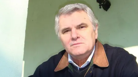 Scriitorul Ştefan Mitroi: 