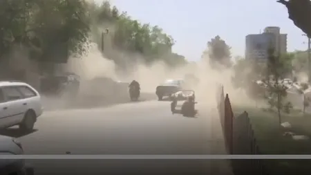 Bilanţ tragic al seriei de atentate din Afganistan: Cel puţin 37 de morţi, inclusiv 10 jurnalişti