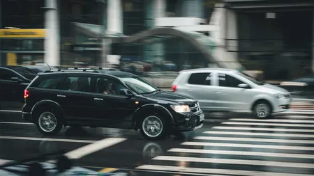 Ţări UE, inclusiv România, ar putea fi deferite Curţii Europene de Justiţie din cauza poluării. Sunt vizate maşinile diesel