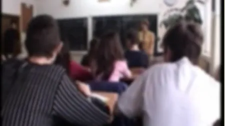 Doi elevi, filmaţi când făceau sex oral în şcoală. Imaginile au ajuns pe reţelele de socializare