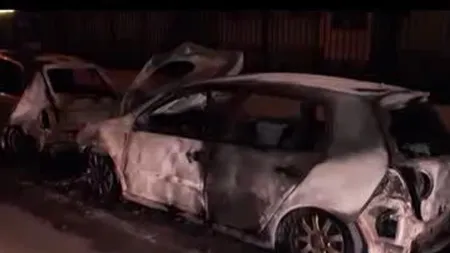 POLIŢIA, ÎN ALERTĂ. 8 autoturisme au fost incendiate de o mână criminală în Capitală. Un suspect a fost reţinut VIDEO