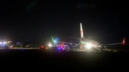 Incident aviatic, o aeronavă cu 139 de pasageri a ieşit de pe pistă. Aeroportul a fost închis