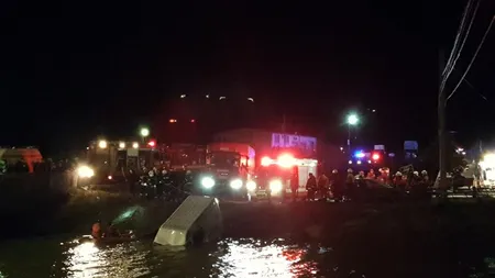 Tânăr din Iaşi mort sub ochii tatălui în cumplitul accident de microbuz din Neamţ