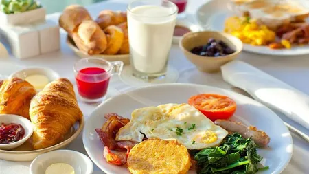 Obiceiul matinal care previne poftele alimentare