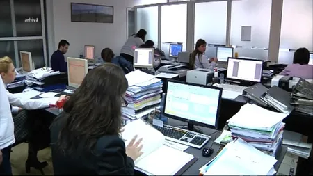 Salarii înainte de Paşte doar pentru UNII BUGETARI. LISTA instituţiilor care vor plăti lefurile joi, 5 aprilie