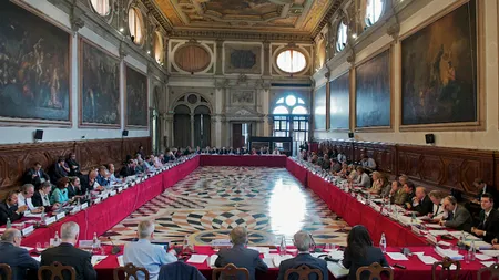 Comisia de la Veneţia, cartonaş galben pentru modificările aduse legilor justiţiei