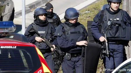 Imagini cu atacul cu arme Kalaşnikov de la Marsilia. Totul a filmat VIDEO