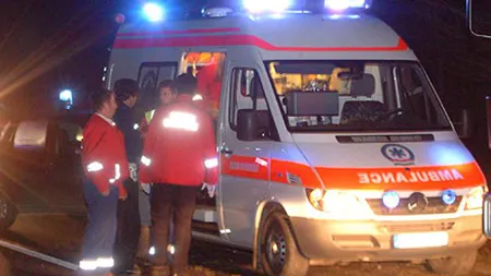 Un bătrân a ajuns în stare foarte gravă la spital, după ce a fost tâlhărit şi agresat în locuinţa sa