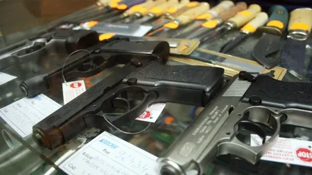 Copil de 12 ani, împuşcat de un prieten, la Iaşi. Pistolul fusese furat dintr-un magazin de arme