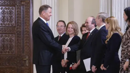 Ce variante are Klaus Iohannis după decizia CCR privind revocarea şefei DNA. Explicaţia judecătorului Cristi Danileţ