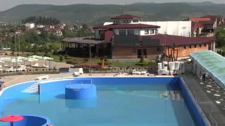 Copil de 9 ani rănit într-un parc acvatic din Dej