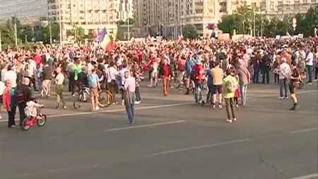 Mesajul Jandarmeriei pentru protestatarii din Piaţa Victoriei