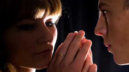 Cele 6 obiceiuri inteligente care ţin relaţiile puternice. Ce trebuie să faci în fiecare zi