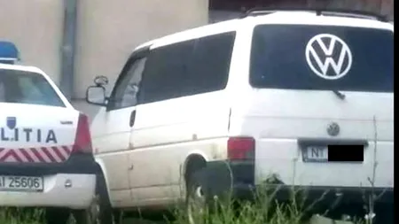 Revine isteria răpirii copiilor pentru recoltarea organelor. O dubă albă, suspectată de localnici