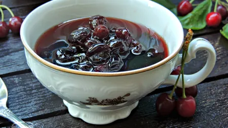 Dulceaţa de cireşe amare