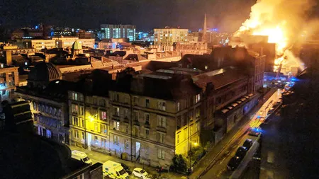 O clădire istorică celebră a fost distrusă de un incendiu