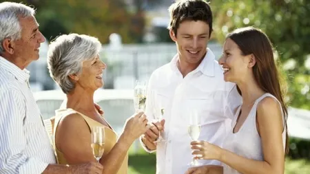 Când ţi-ai văzut ultima dată părinţii? ​Care este legătură între ​cât de des vă vedeţi şi şansele de viaţă lungă