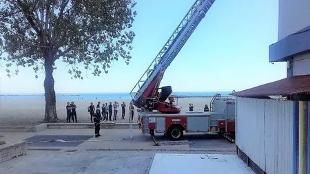 Incendiu la un hotel de pe litoral. 28 de persoane au fost evacuate