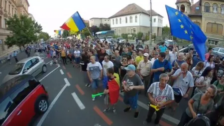 Proteste la Sibiu, Timişoara, Cluj şi Braşov. Peste 6.000 de manifestanţi au ieşit în stradă împotriva Guvernului