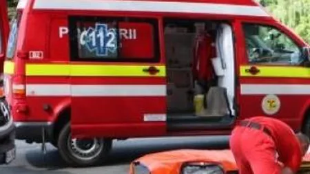 O femeie care a căzut de pe un pod din apropierea centurii ocolitoare a Braşovului, în stare gravă la spital