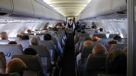 Călătoreşti cu avionul? Milioane de oameni fac aceste GREŞELI. Află ce să eviţi!