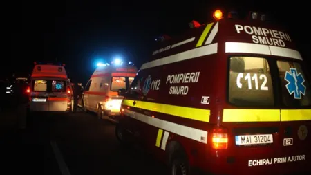 Un autocar în care se aflau mai mulţi copii s-a răsturnat. A fost activat PLANUL ROŞU VIDEO