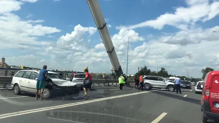 Accident cu şase maşini pe Podul Agigea. Circulaţie îngreunată pe drumul dintre Constanţa şi Mangalia