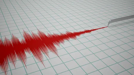 Două seisme puternice, de magnitudine 6.2  pe Richter, s-au produs în această dimineaţă
