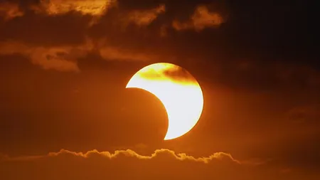 ECLIPSA DE LUNA 17 IULIE 2019. Cum se poate vedea în România