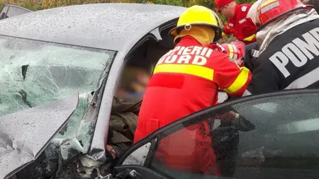 Accident GRAV la Urziceni: DOI MORŢI şi PATRU RĂNIŢI. Autorităţile au activat PLANUL ROŞU de intervenţie FOTO