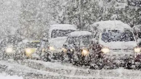 Ninsoare în mijlocul verii. Vremea a luat-o razna, imaginile care i-au şocat şi pe meteorologi VIDEO