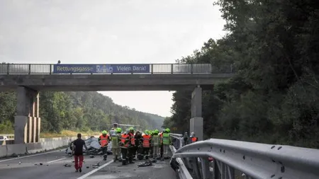 Accident cu români în Austria. Un bărbat a murit pe loc, soţia şi fiica lui sunt în comă