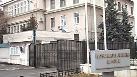 Adolescent în vârstă de 15 ani, căutat de Poliţie după ce şi-ar fi violat fratele, apoi a fugit de acasă