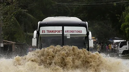 Anunţ teribil de la meteorologi: 4000 de oameni au fost evacuaţi din calea urgiei. Luni seară începe furtuna violentă