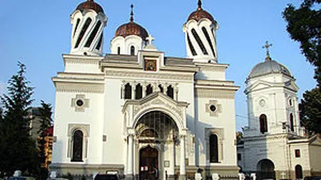 BUCUREŞTI - CENTENAR: Biserică Sfântul Silvestru